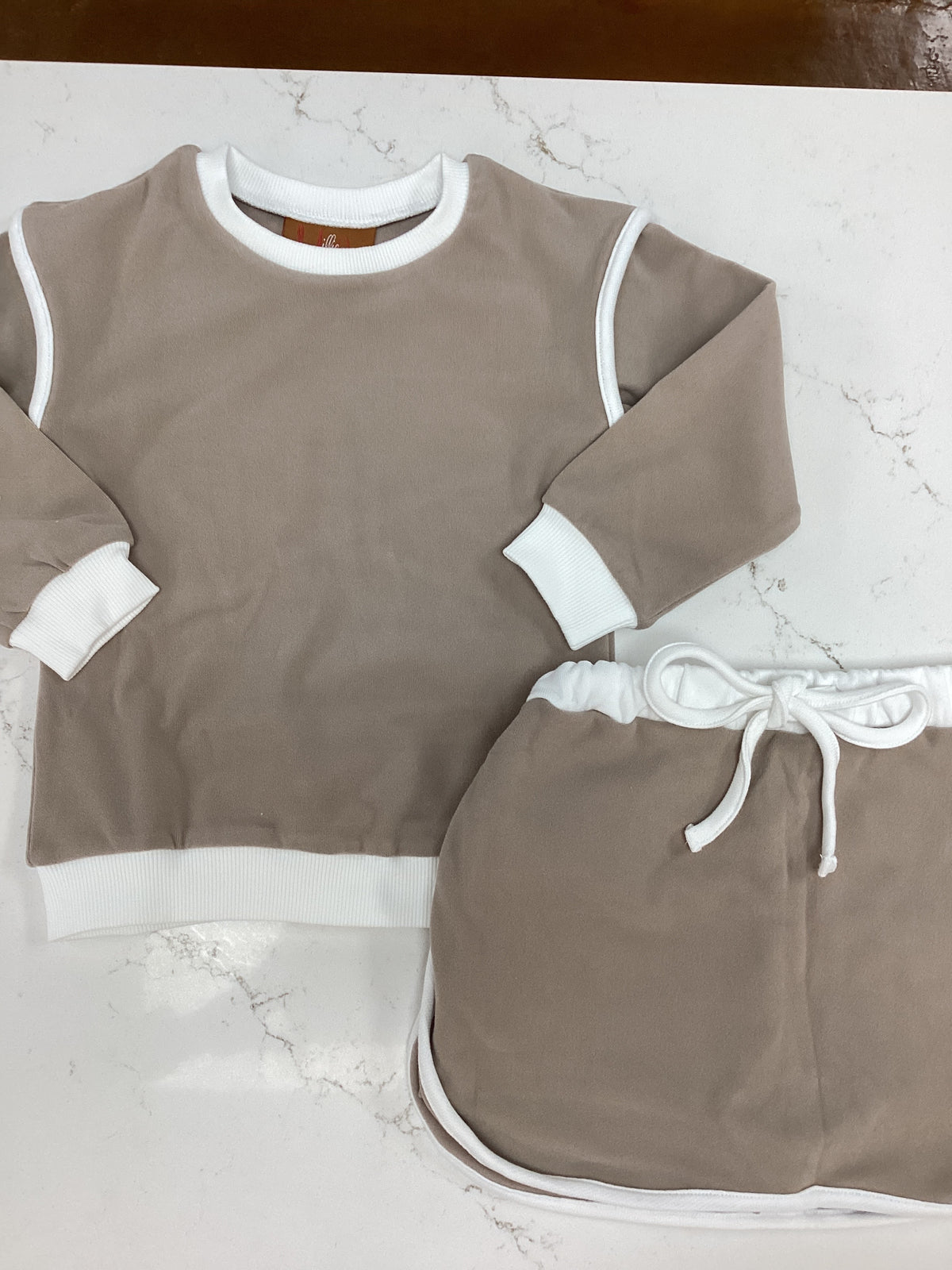 MJ Taupe&White LS Matching Set